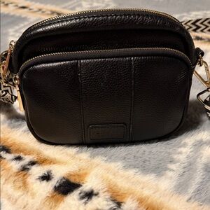 Elegant Black Leather Crossbody Bag